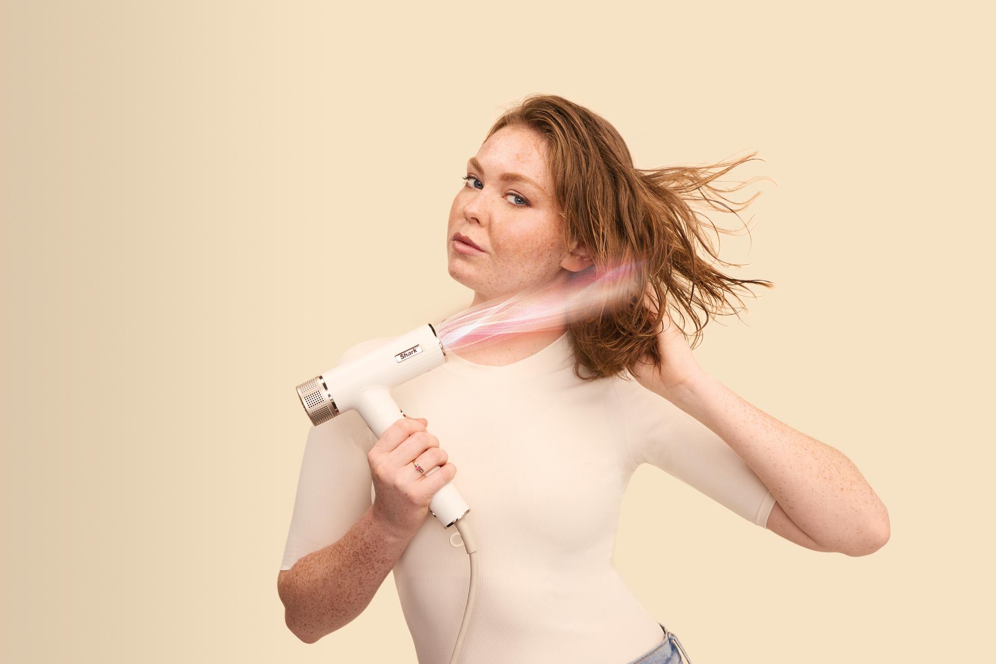 SharkNinja Hair dryer Shark SpeedStyle / HD333EU White