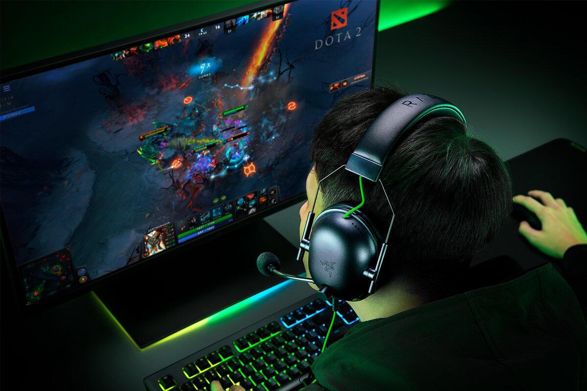 Razer Headset BlackShark V2 X / RZ04-04570100-R3M1 Schwarz, Grün
