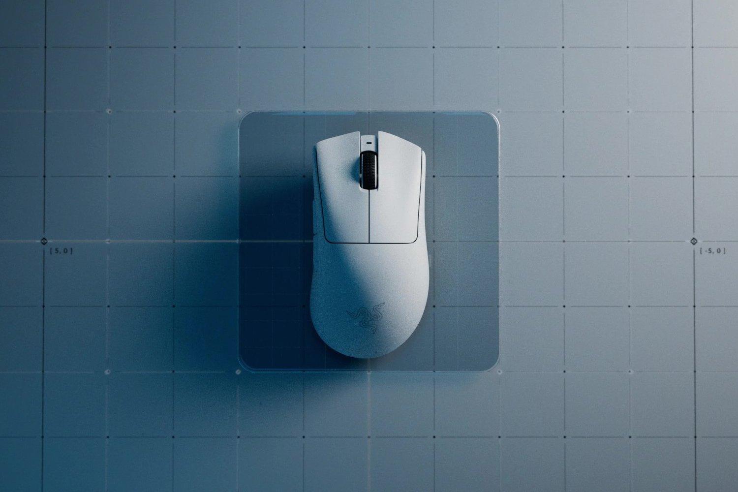 Razer Souris DeathAdder V3 Pro / RZ01-04630200-R3G1 Blanc
