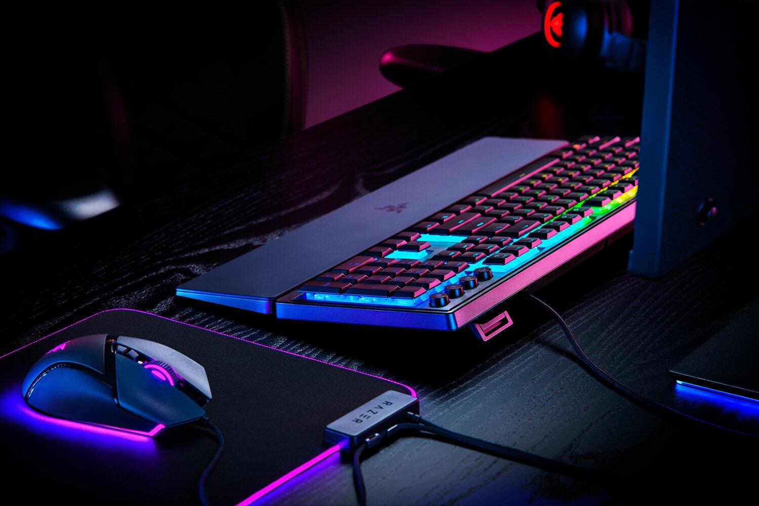 Razer Clavier Ornata V3 / RZ03-04460100-R3M1 Noir