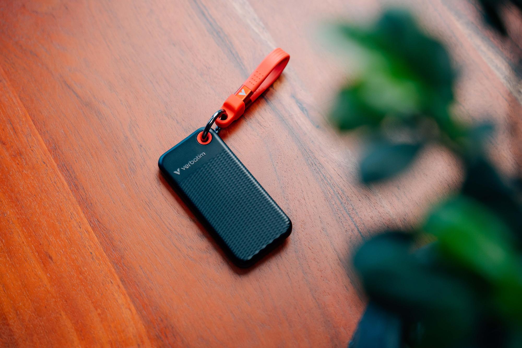 Verbatim Externe SSD Pocket 1TB / 32192 Schwarz, Rot
