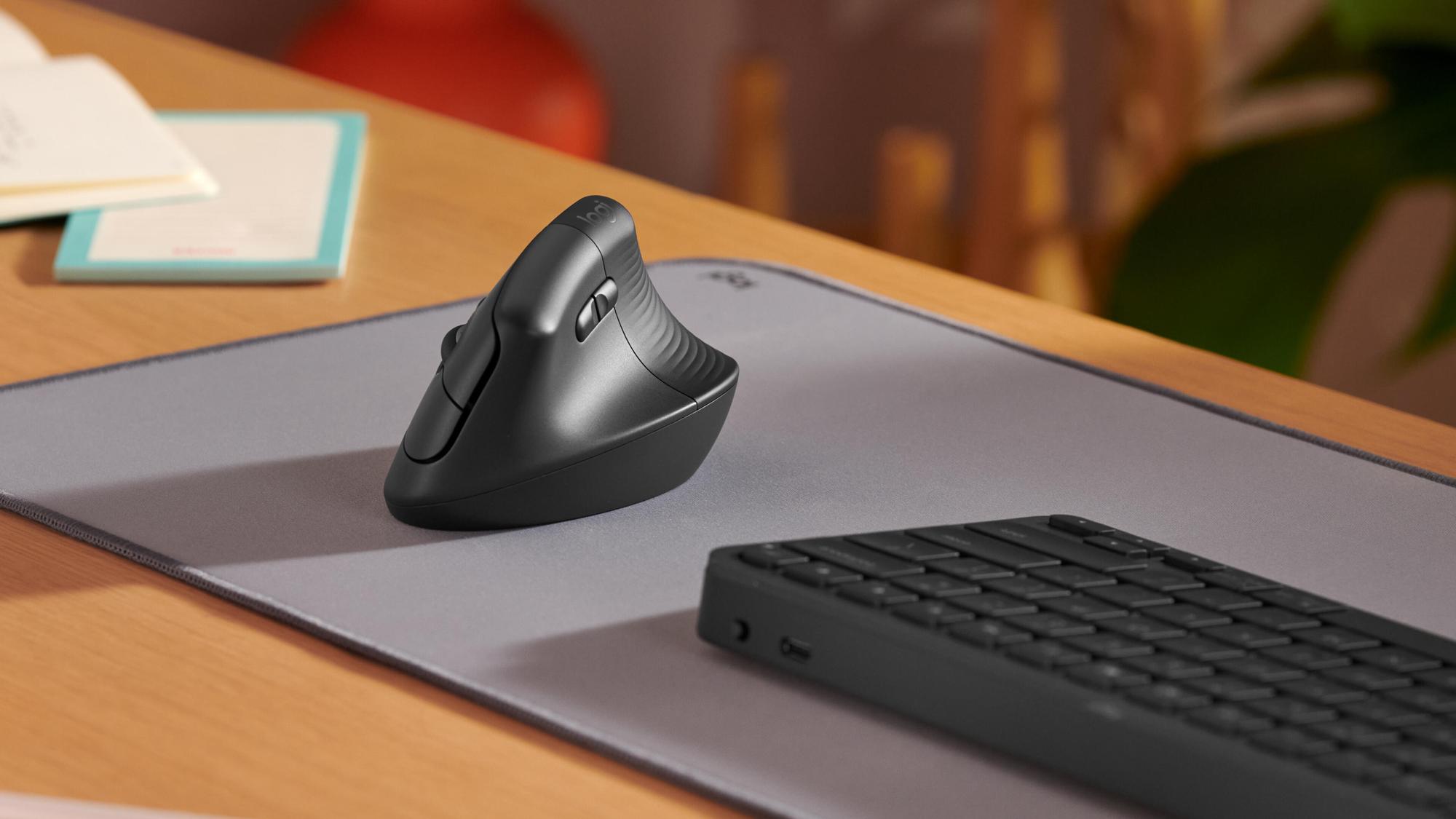 Logitech Ratón Lift Vertical / 910-006473 Grafito