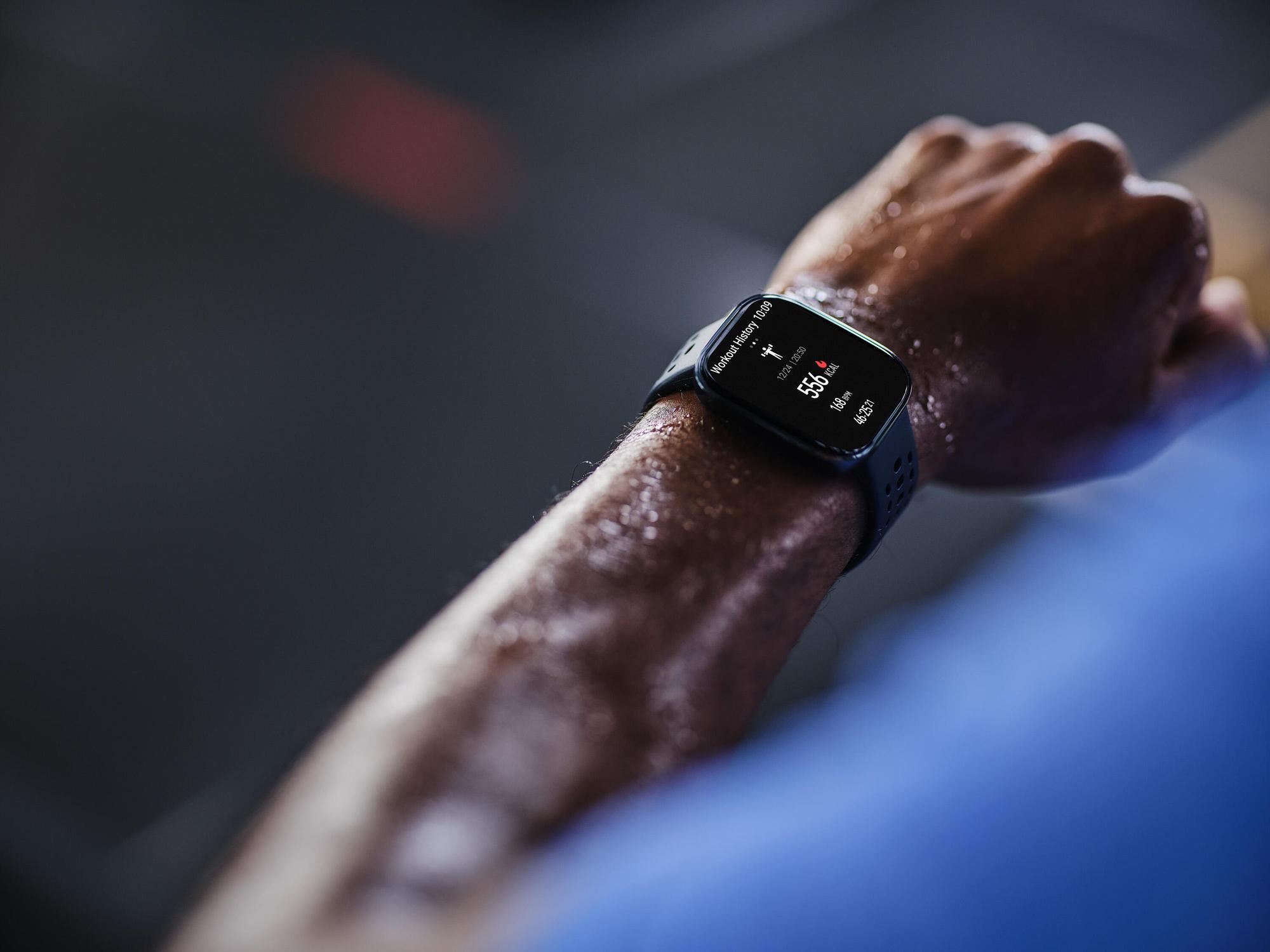 Amazfit Indossabile Bip 6 46mm / W2435EU1N Nero, argento 5 cm (1,97")