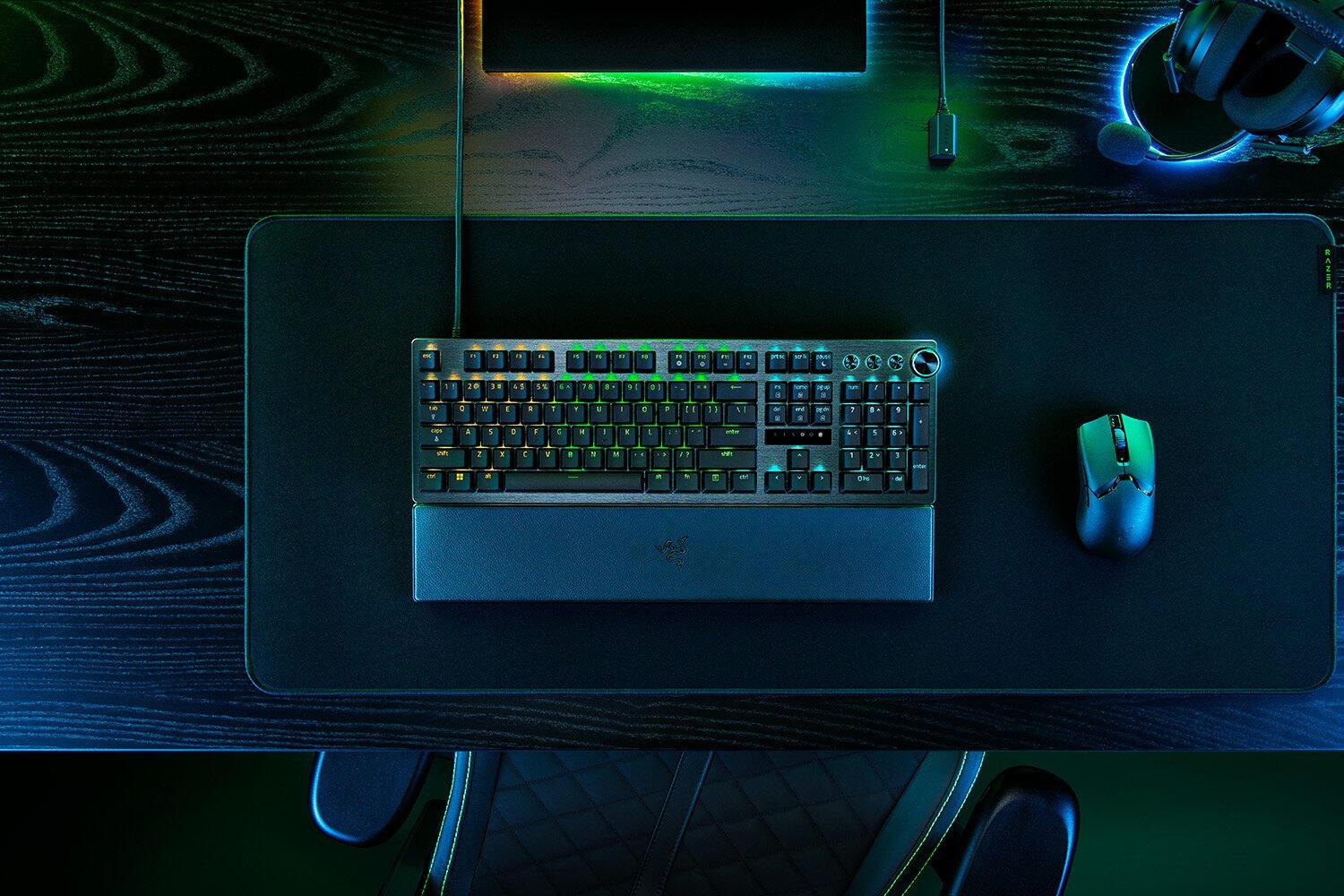 Razer Tastatur Huntsman V3 Pro / RZ03-04970100-R3M1 Weiß