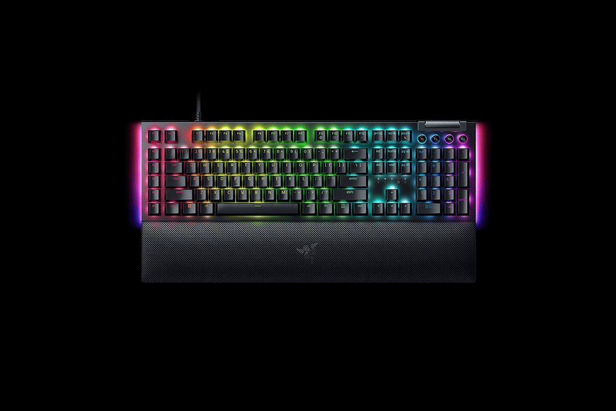 Razer Tastatur BlackWidow V4 / RZ03-04690100-R3M1 Schwarz