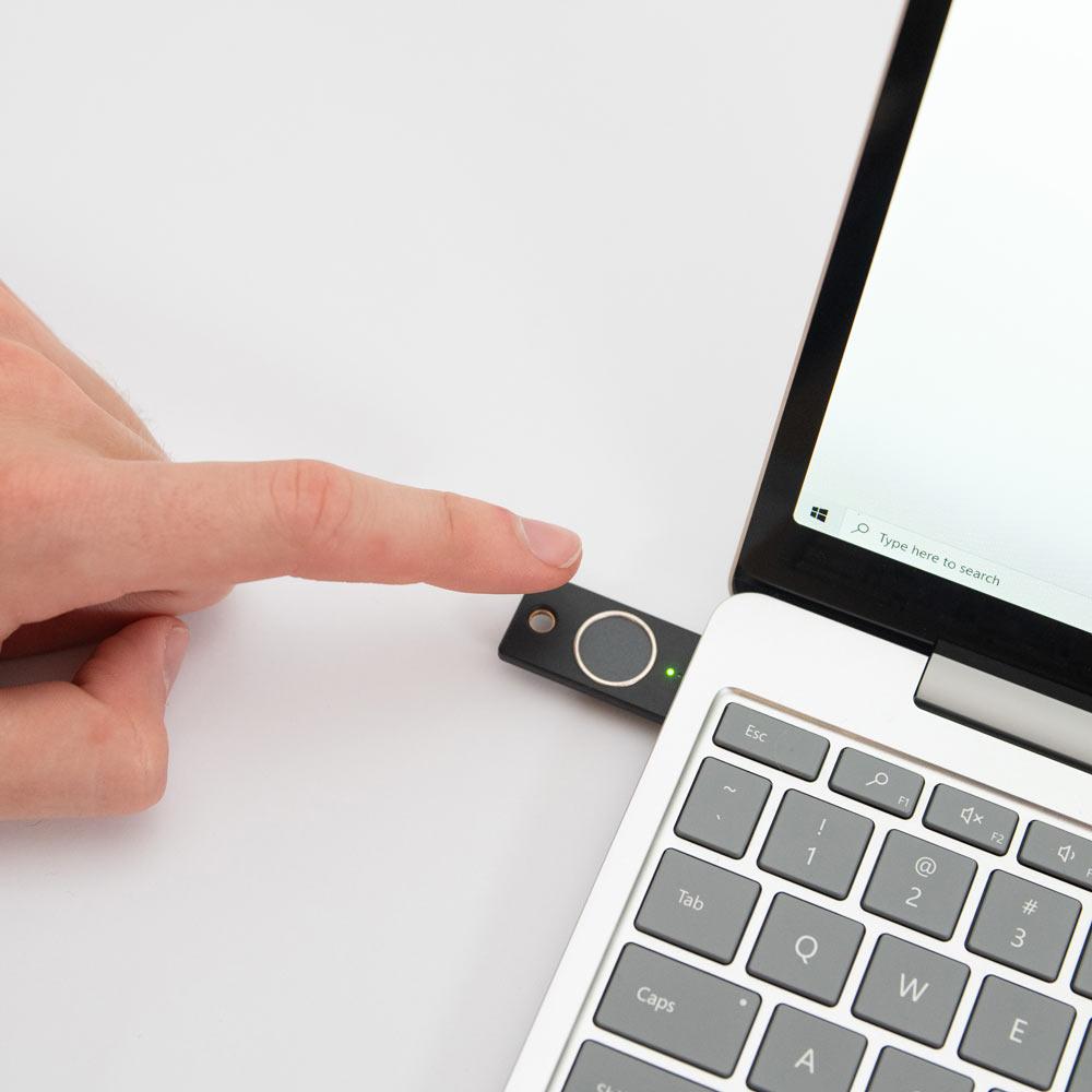 Yubico Sicherheitsschlüssel YubiKey Bio FIDO / 100942 Schwarz