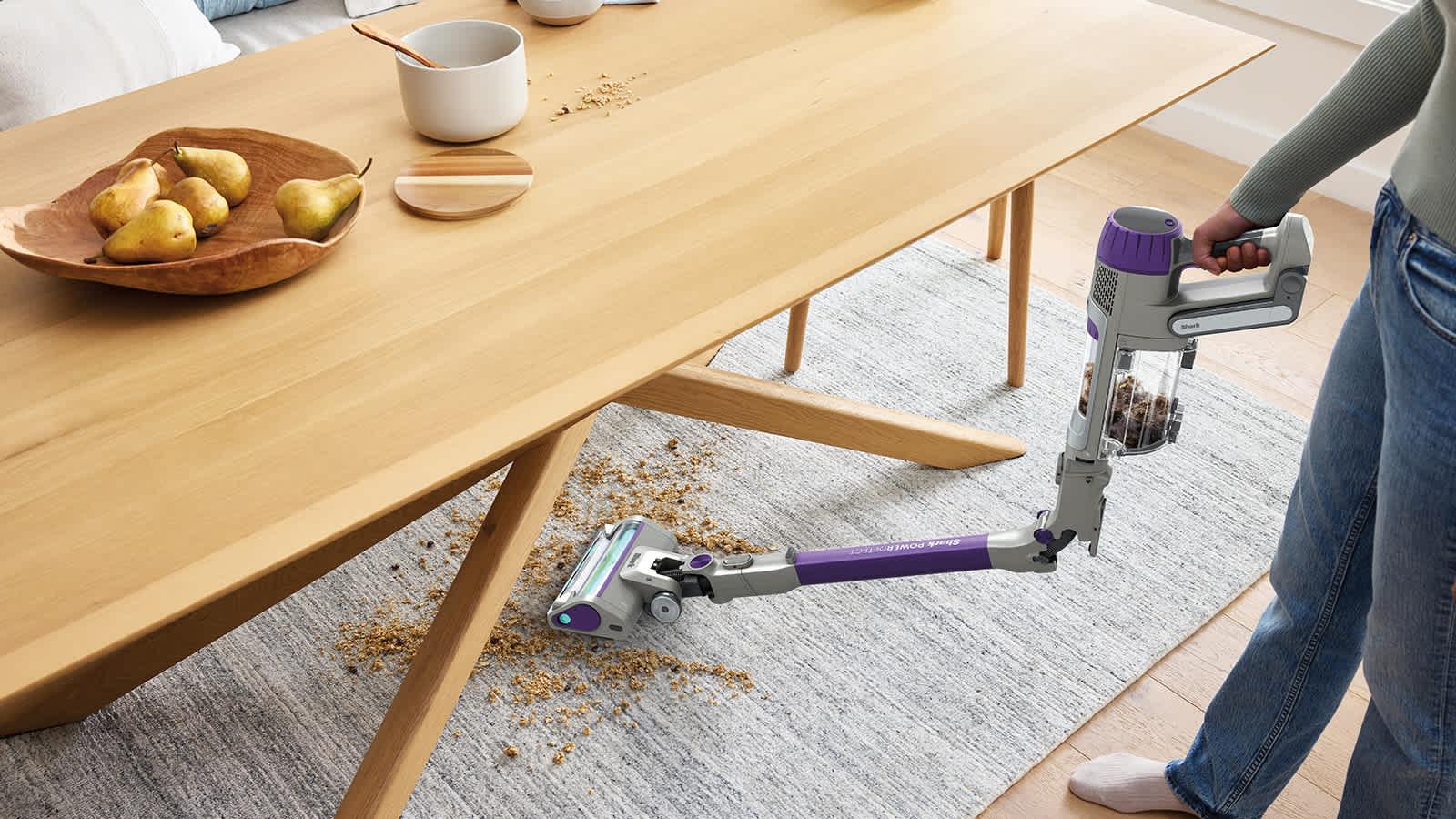 SharkNinja Aspiradora de palos Shark PowerDetect / IP1251EUT Gris, morado