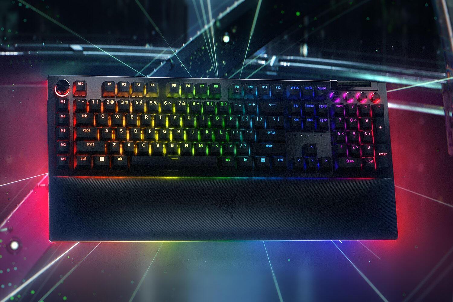 Razer Tastiera BlackWidow V4 Pro / RZ03-04680100-R3M1 Nero