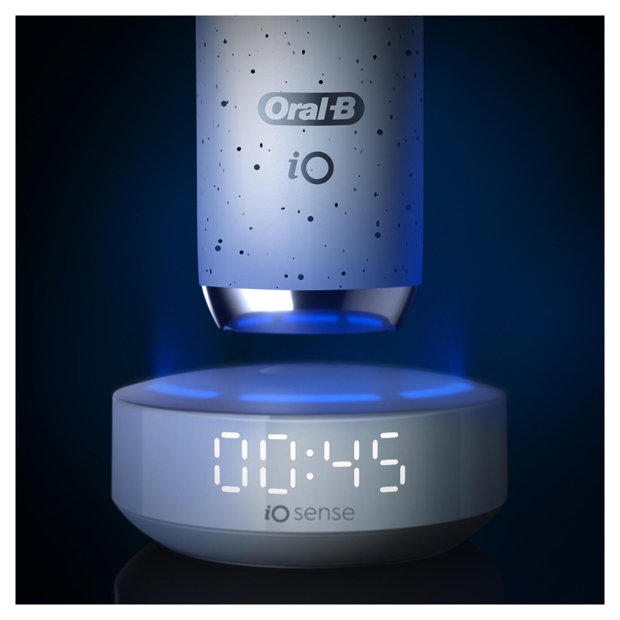 Oral-B Spazzolino da denti IO10NW / 435457 Bianco