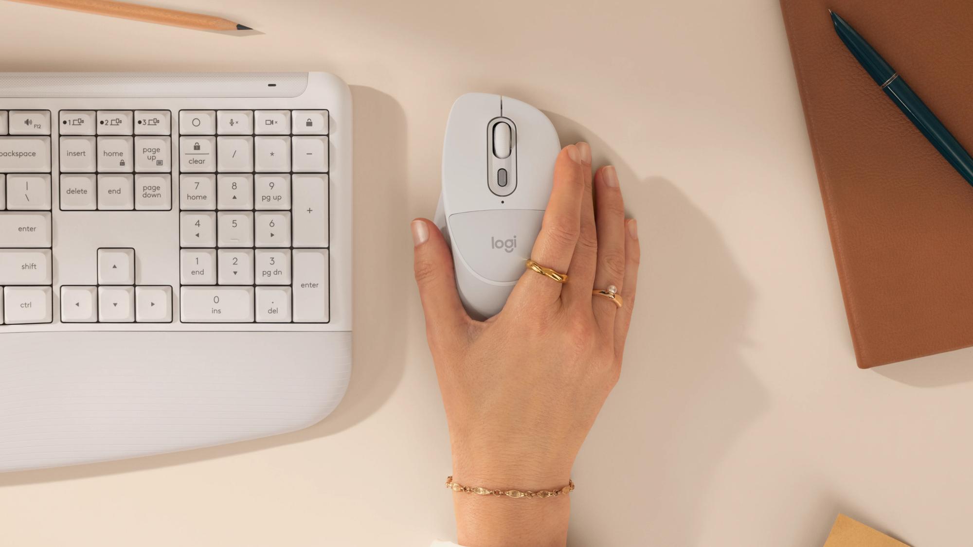 Logitech Set de ratón y teclado Signature Comfort Plus Combo MK880 / 920-014025 Blanco