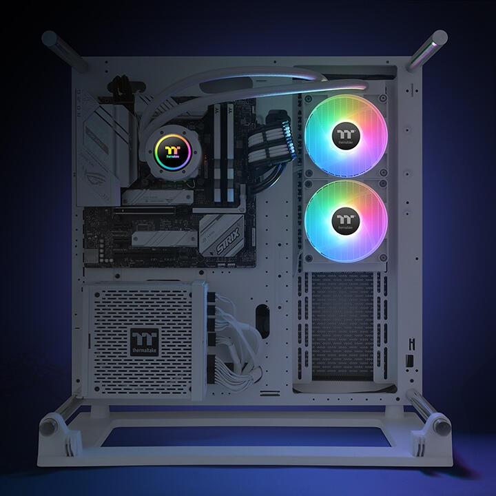 Thermaltake Wasserkühlung TH240 V2 ARGB Sync / CL-W364-PL12SW-A Weiß