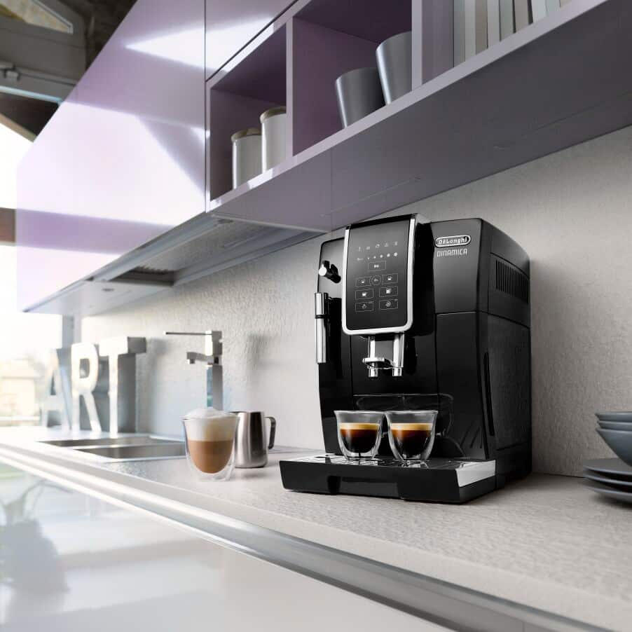 De’Longhi Fully automatic coffee machine Dinamica / ECAM350.15.B Black