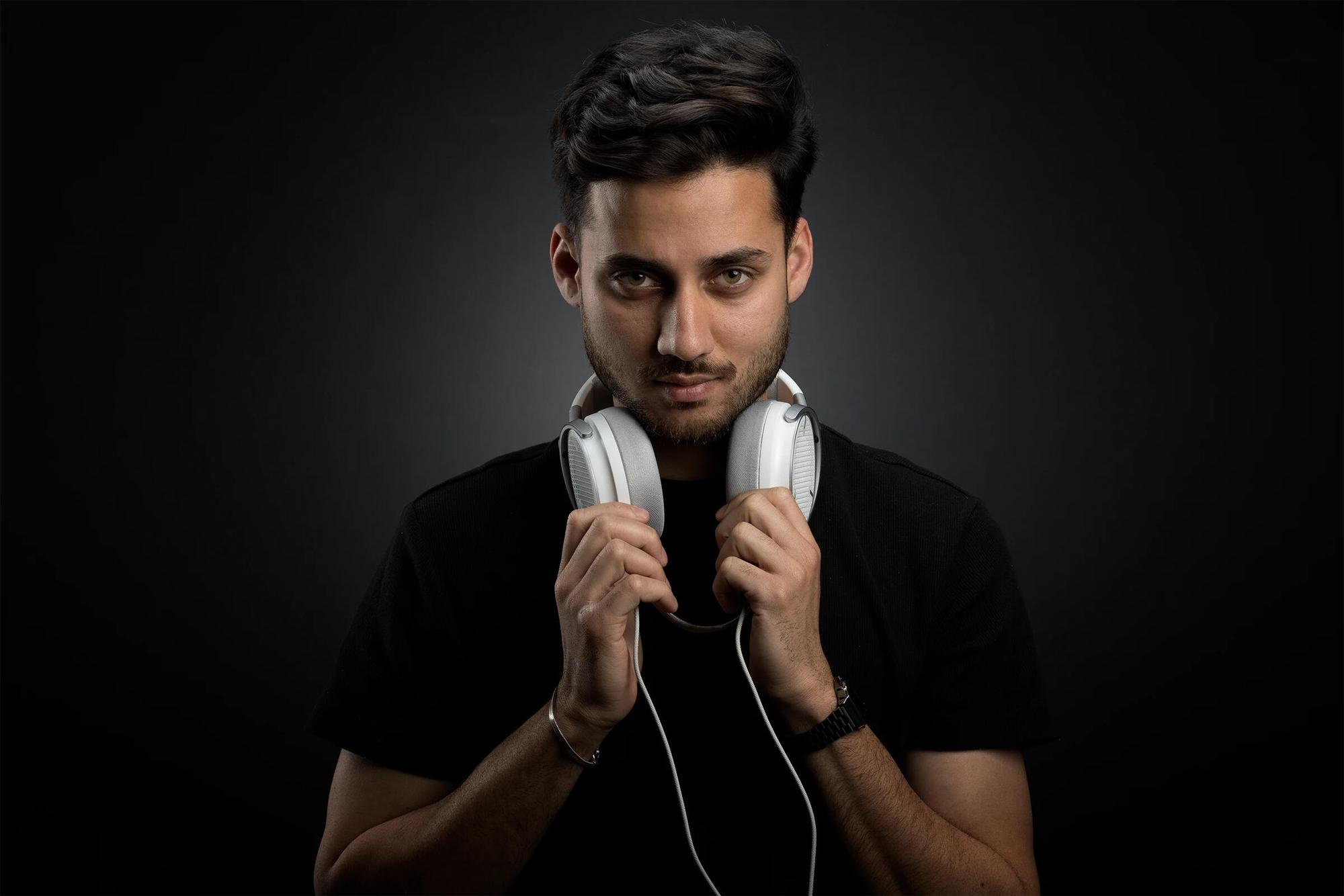 Corsair Headset Virtuoso Pro / CA-9011371-EU Weiß