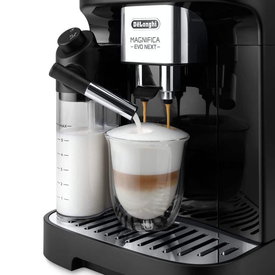De’Longhi Kaffeevollautomat Magnifica Evo Next / ECAM310.60.GB Schwarz 6.1 cm (2.4")