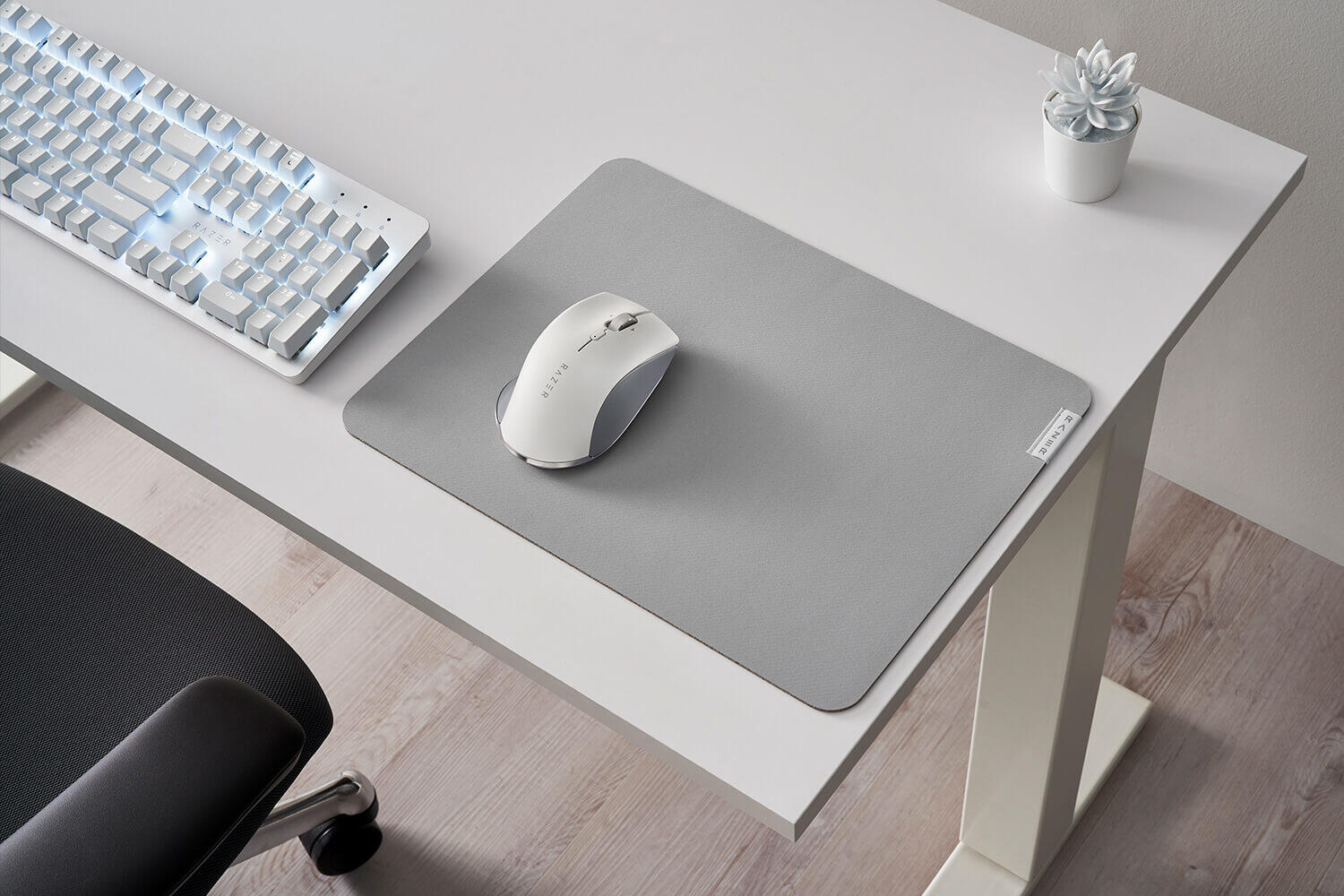 Razer Mouse pad Pro Glide / RZ02-03331500-R3M1 Grey