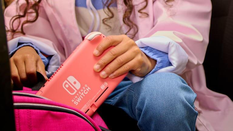 Nintendo Console SWLITEK / 10004131 Coral