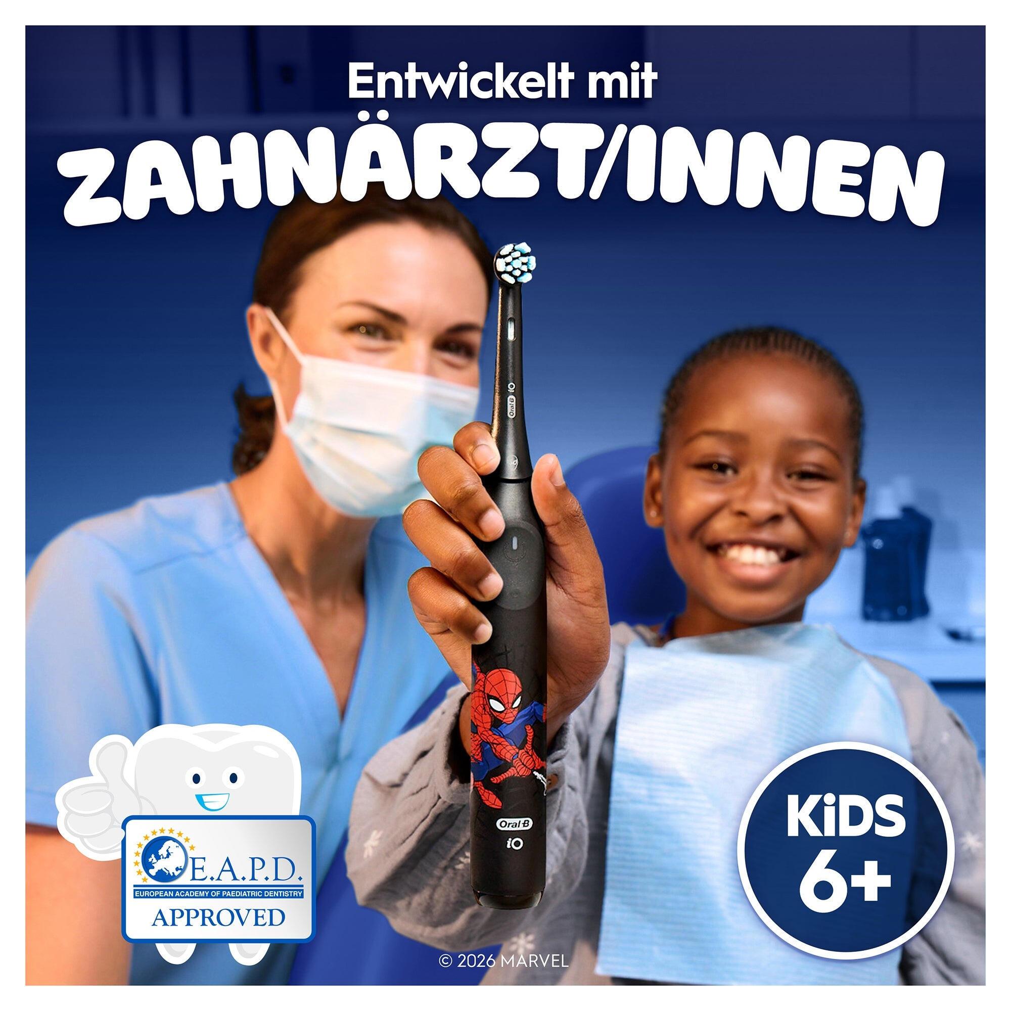 Oral-B Spazzolino da denti iO Kids Spiderman 6+ mit Etui / 932820 Nero