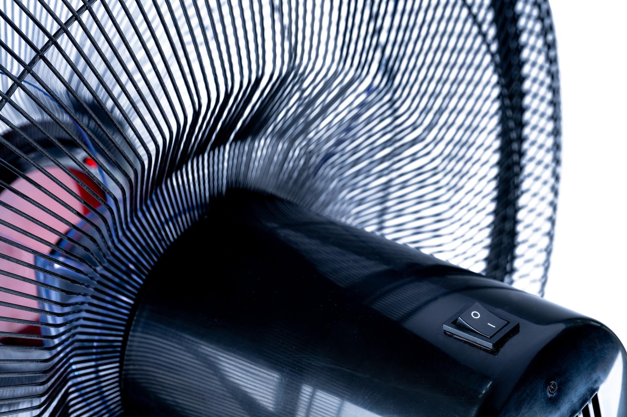 TORNADO Ventilador TSF-18XW / TSF-18XW Negro, rojo