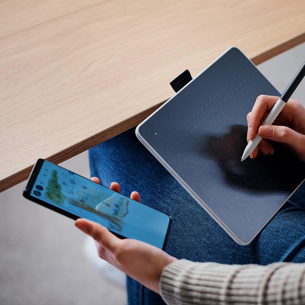 Wacom Tableta One / CTC4110WLW1B Gris, blanco S