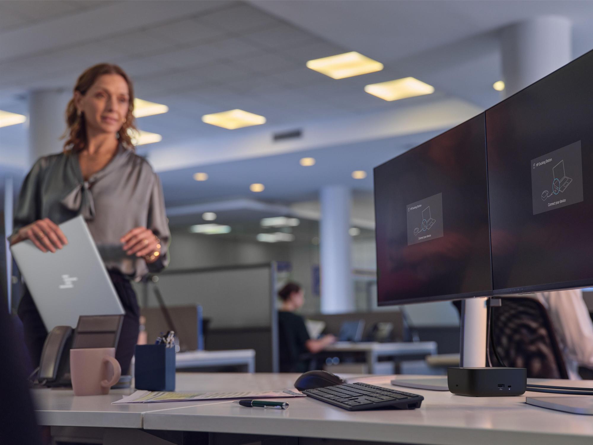 HP Docking station G6 / 9X3V1UT#ABB Black