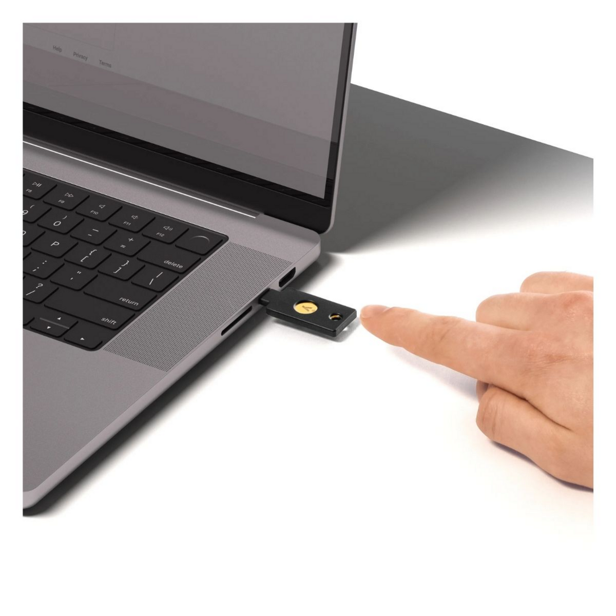 Yubico Sicherheitsschlüssel YubiKey 5C NFC / 5060408462331 Gold auf Schwarz Yubico Sicherheitsschlüssel YubiKey 5C NFC / 5060408462331 Gold auf Schwarz
