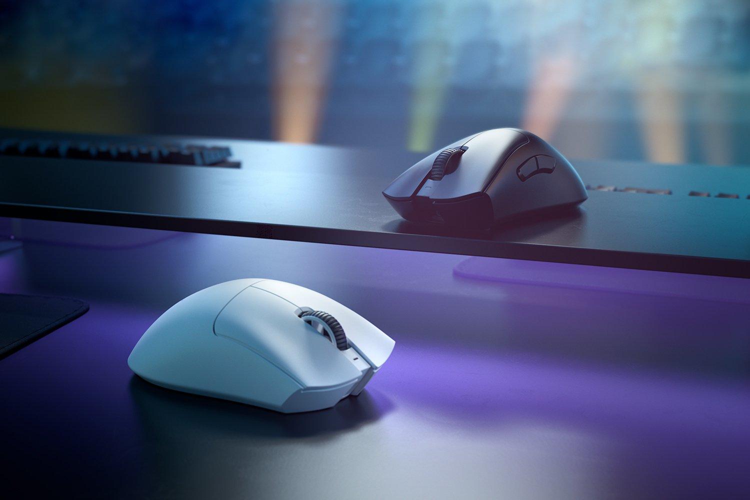 Razer Maus DeathAdder V3 Pro / RZ01-04630200-R3G1 Weiß