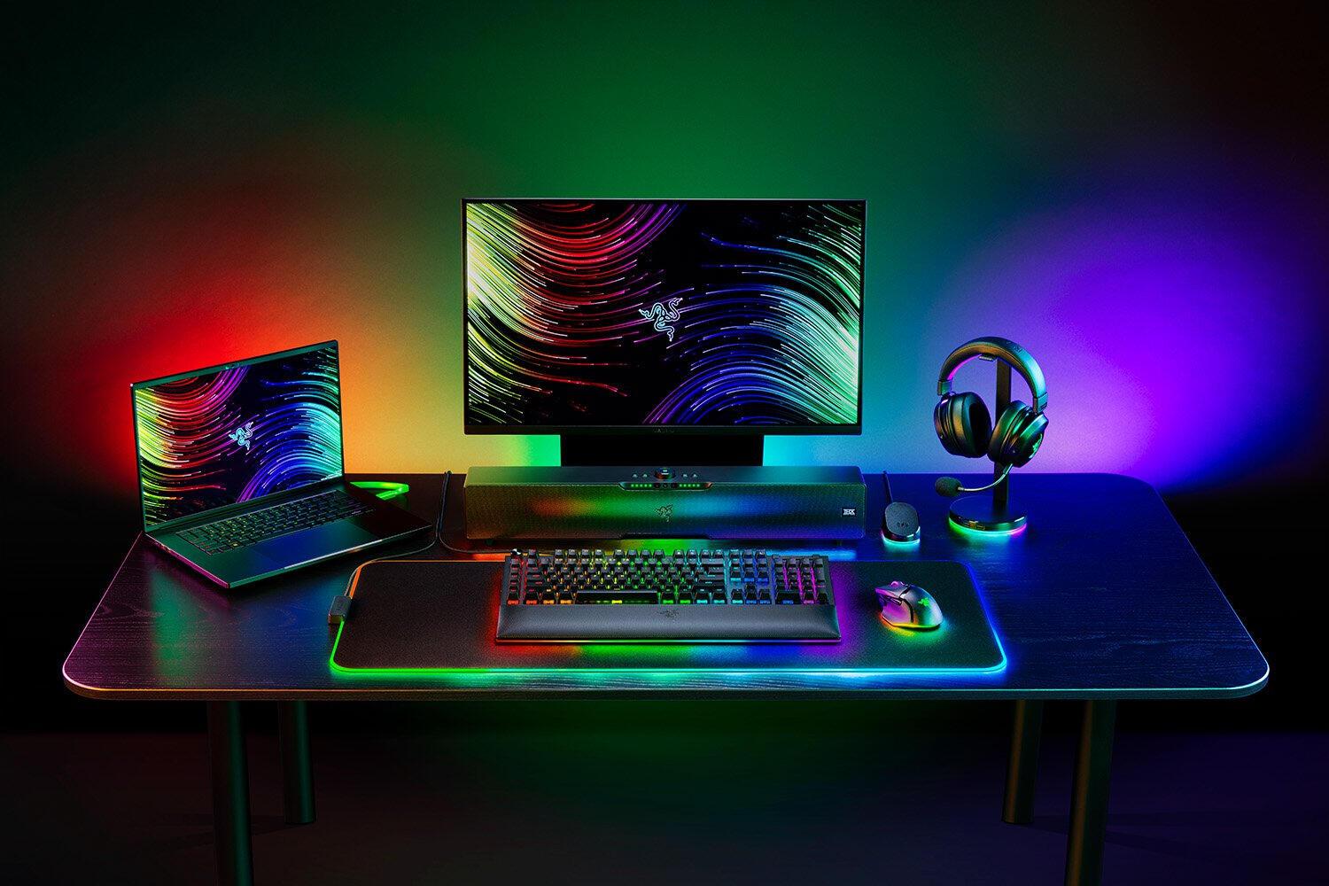 Razer Tastiera BlackWidow V4 Pro / RZ03-04680100-R3M1 Nero