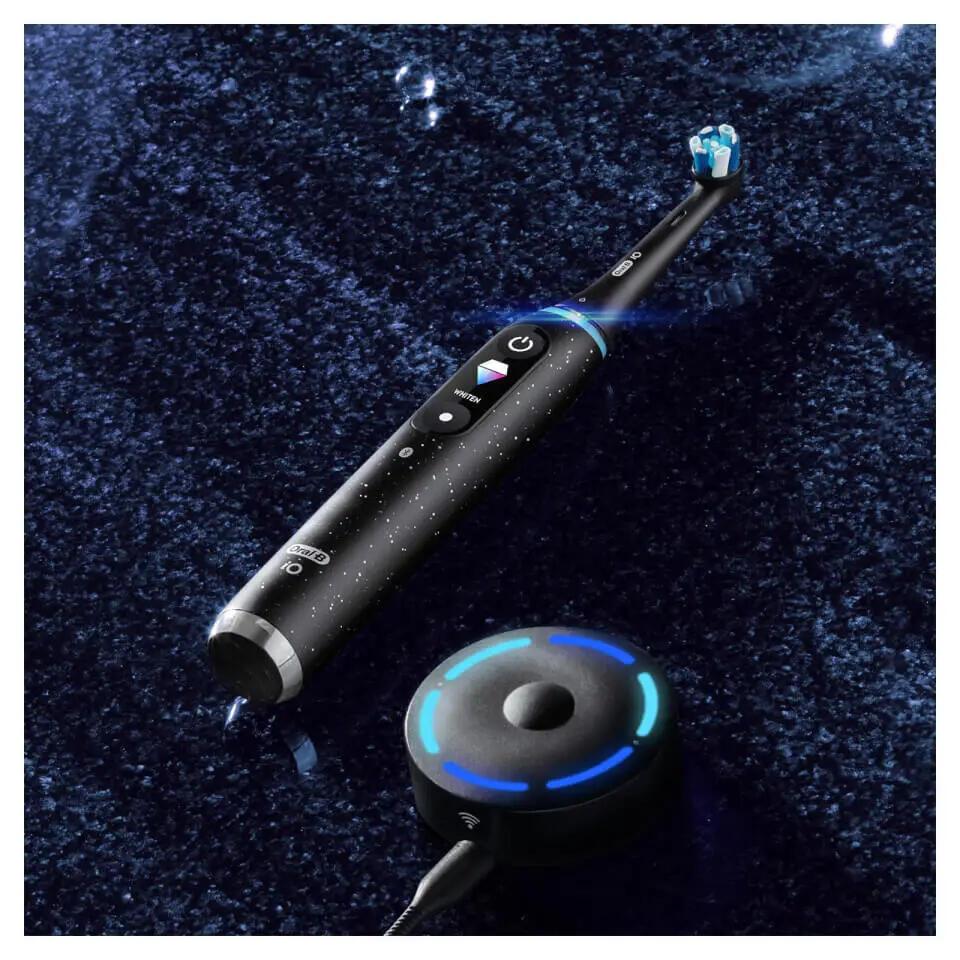 Oral-B Spazzolino da denti IO10NBK / 435587 Nero