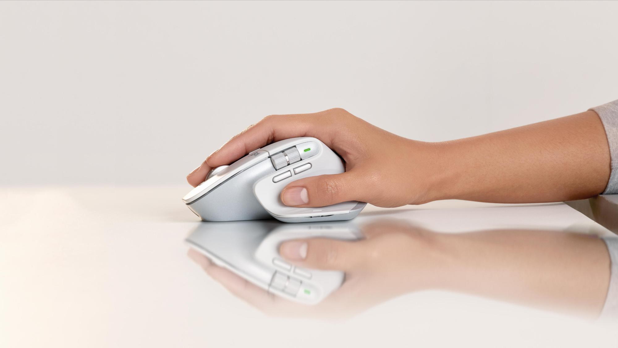 Logitech Ratón MX Master 3S Performance / 910-006560 Gris
