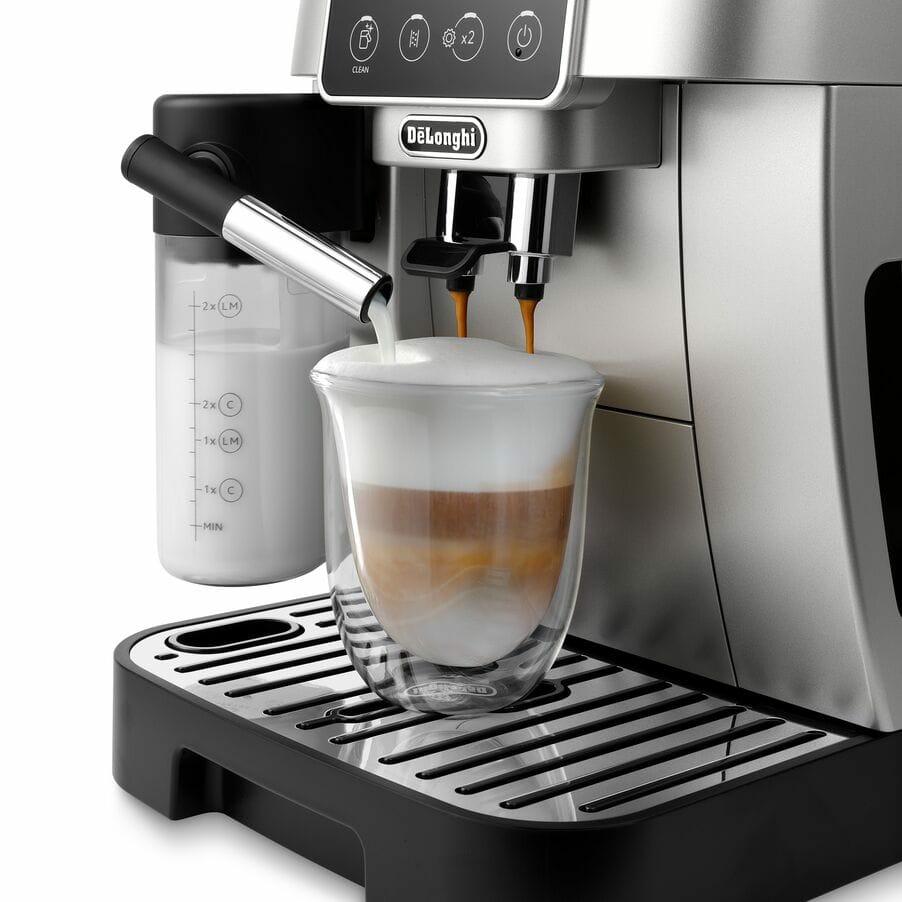 De’Longhi Fully automatic coffee machine Magnifica Start / ECAM220.80.SB Black, silver