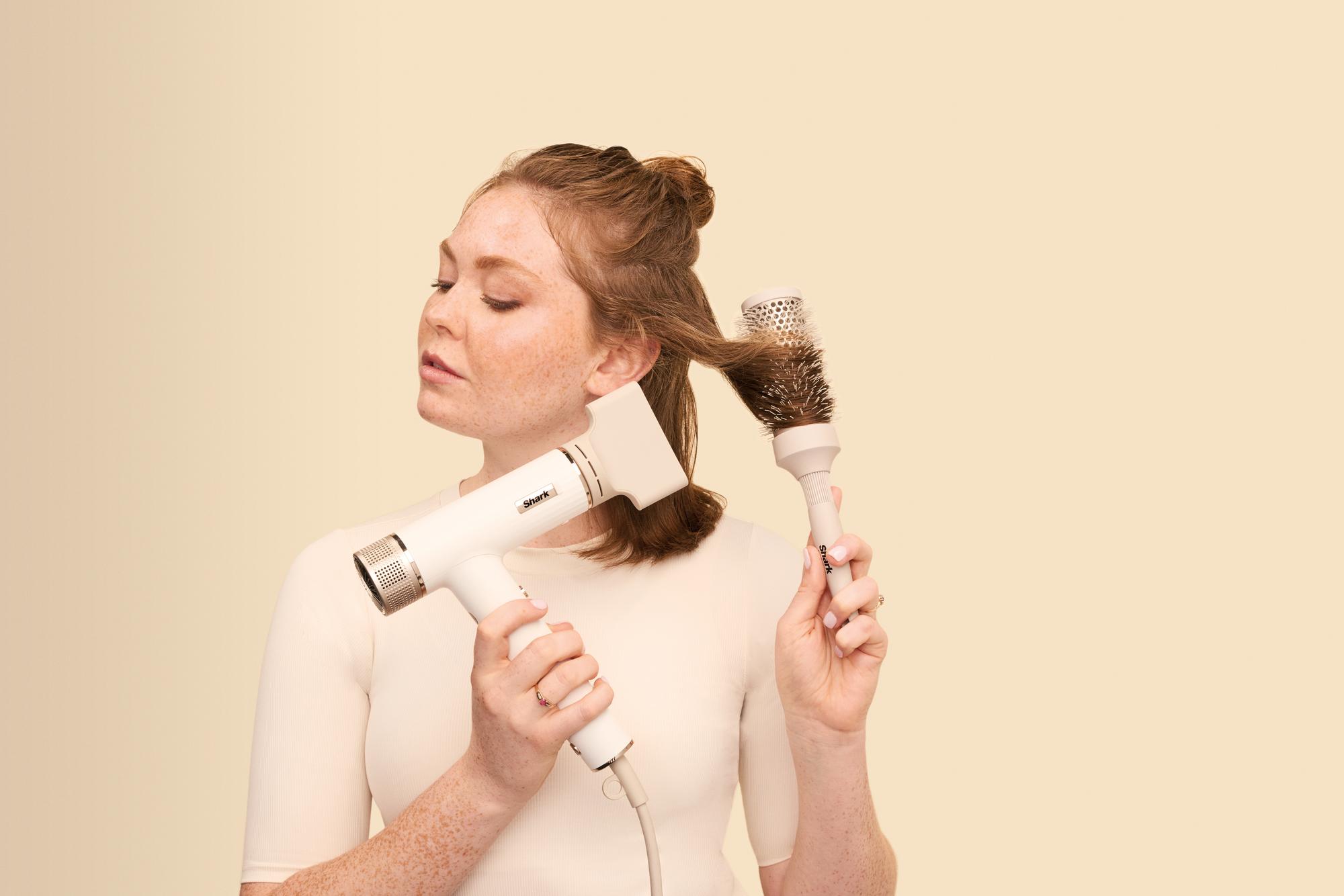 SharkNinja Hair dryer Shark SpeedStyle / HD333EU White