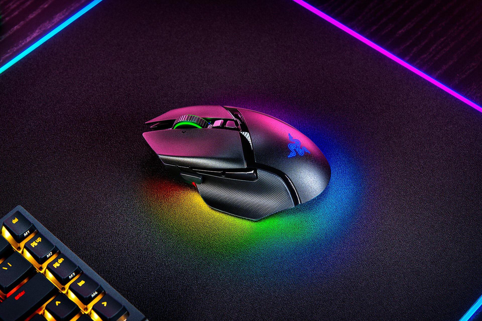Razer Souris Basilisk V3 Pro 35K / RZ01-05240100-R3G1 Noir