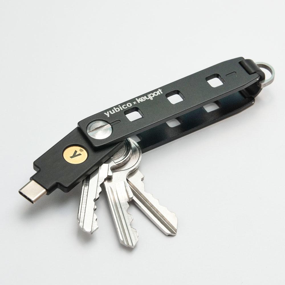 Yubico Clave de seguridad YubiKey 5C NFC / 100918 Negro