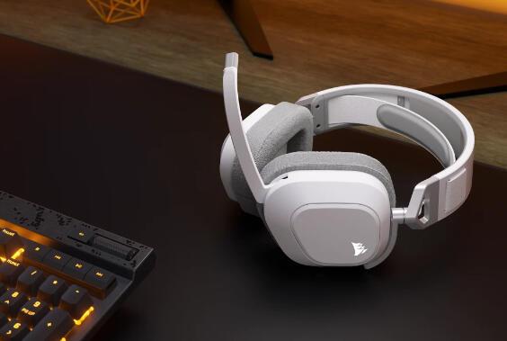 Corsair Auriculares HS80 Max / CA-9011296-EU Blanco