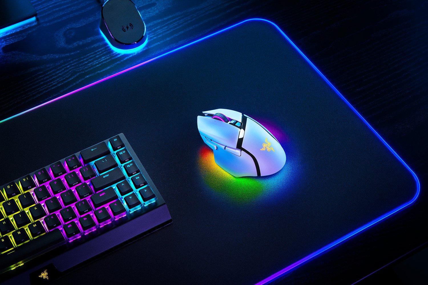 Razer Mouse Basilisk V3 Pro / RZ01-04620200-R3G1 Bianco