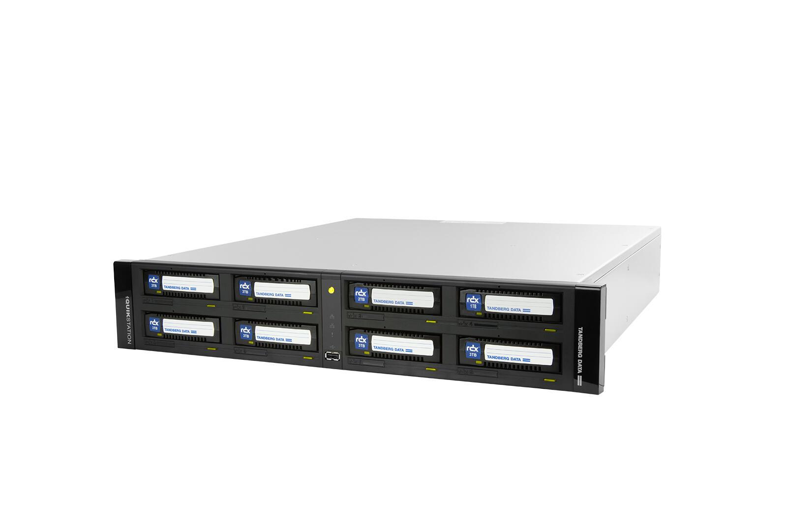Tandberg Data Rack QuikStation RDX 8 RM / 8945-RDX Black, white