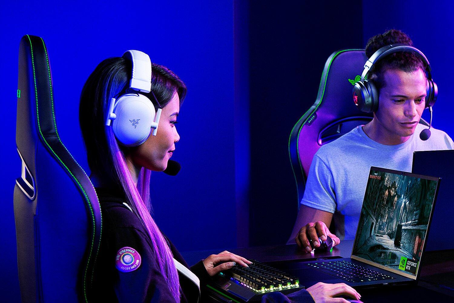 Razer Auriculares BlackShark V2 Pro 2023 / RZ04-04530200-R3M1 Blanco