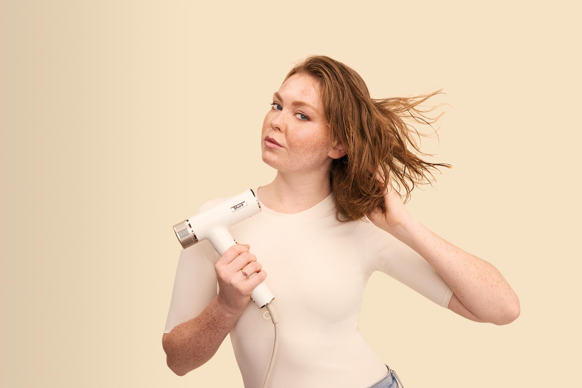 SharkNinja Hair dryer Shark SpeedStyle / HD333EU White