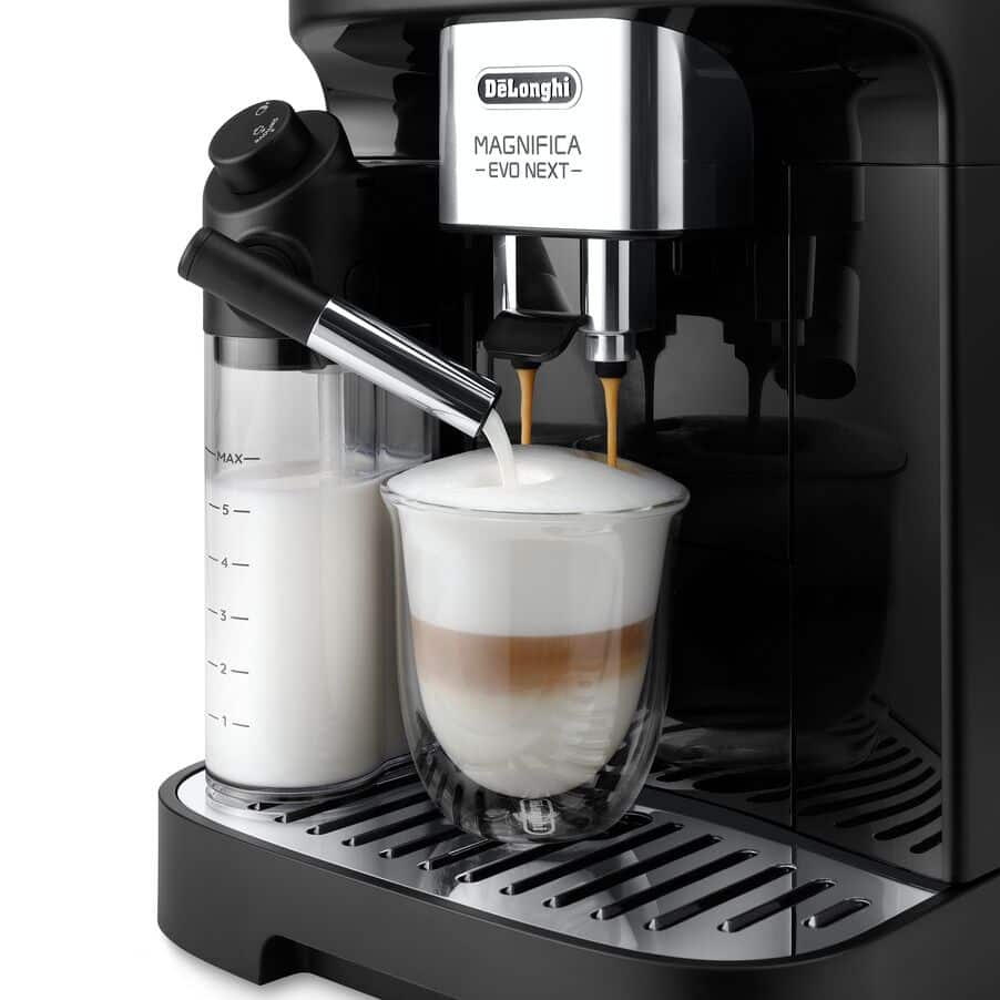 De’Longhi Fully automatic coffee machine Magnifica Evo Next / ECAM310.60.B Black