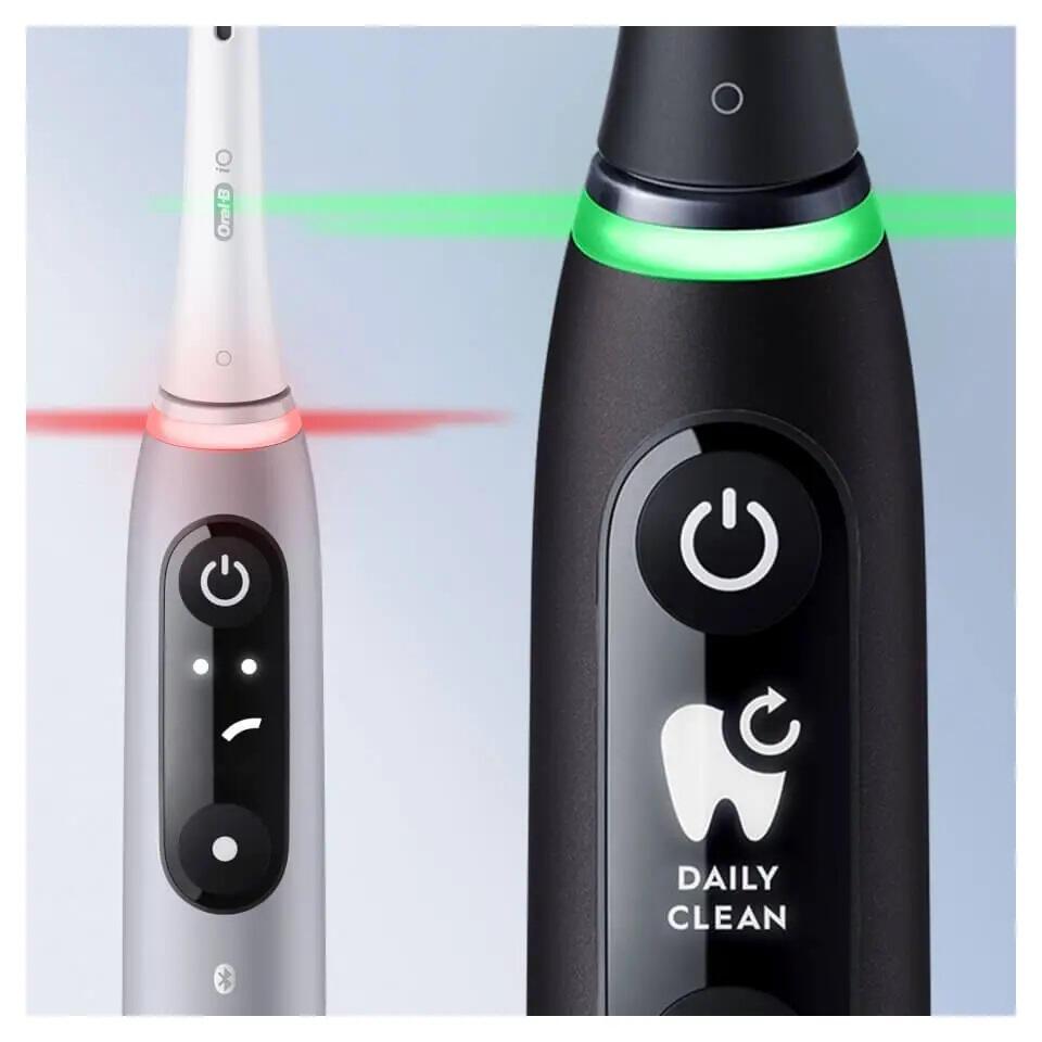 Oral-B Zahnbürste IO6PBK / 445111 Schwarz