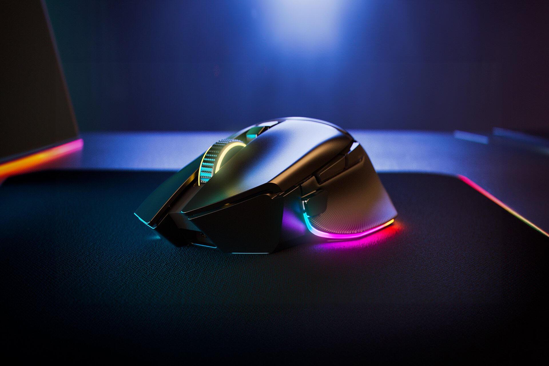 Razer Souris Basilisk V3 Pro 35K / RZ01-05240100-R3G1 Noir