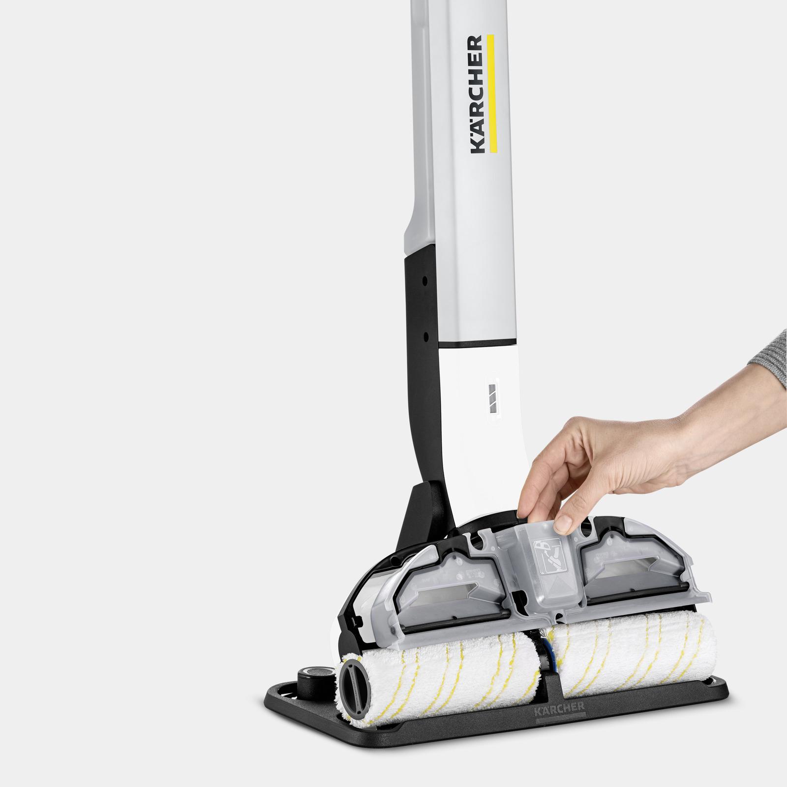 Kärcher Hartbodenreiniger EWM 2 / 1.056-310.0 BK,Y,W