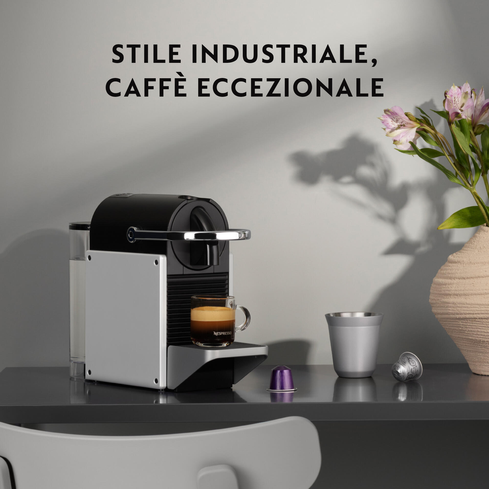 De’Longhi Machine à capsules Pixie / EN127.S BK,GY,S