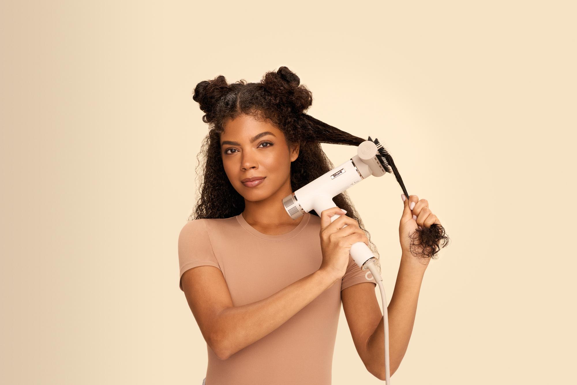 SharkNinja Hair dryer Shark SpeedStyle / HD333EU White