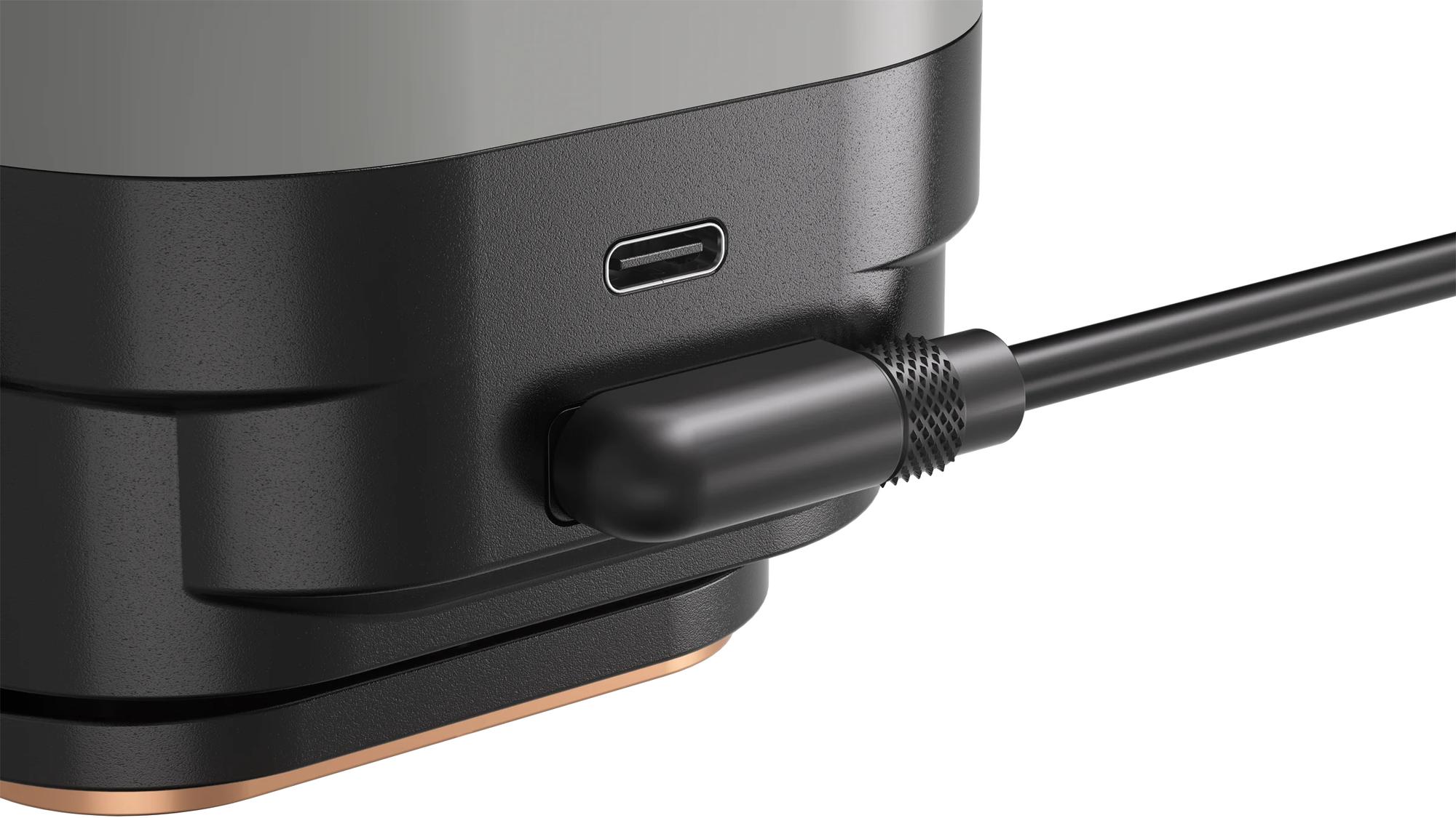 Corsair Refrigeración por agua iCUE LINK TITAN 240 RX RGB AIO / CW-9061016-WW Negro L